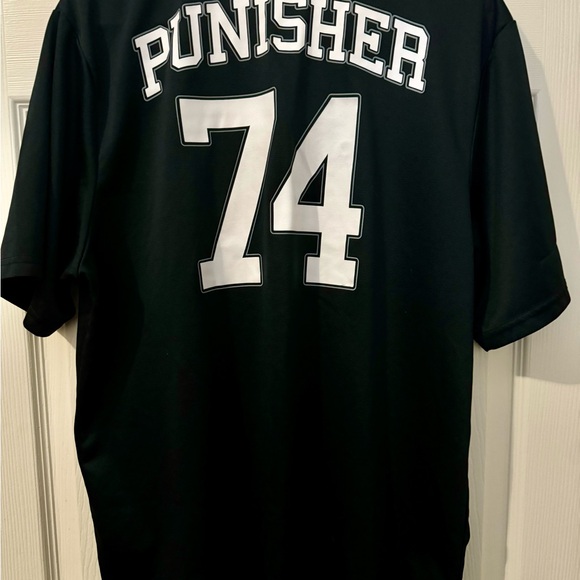 Punisher Jersey shirt.Marvel Large 42/44 - Picture 2 of 4